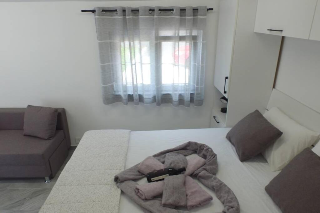 Apartment In Park Forest Soline Near The Sea بيشكانا أوفالا المظهر الخارجي الصورة
